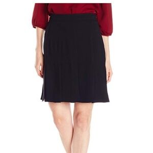 TRINA TURK Carwash Skirt NWT Black US 6